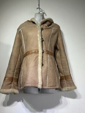identify canada brown button up leather coat Size 4